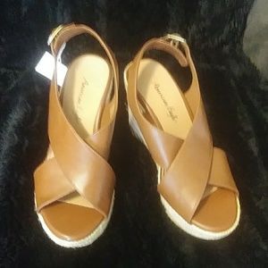 NWT American Eagle Wedges